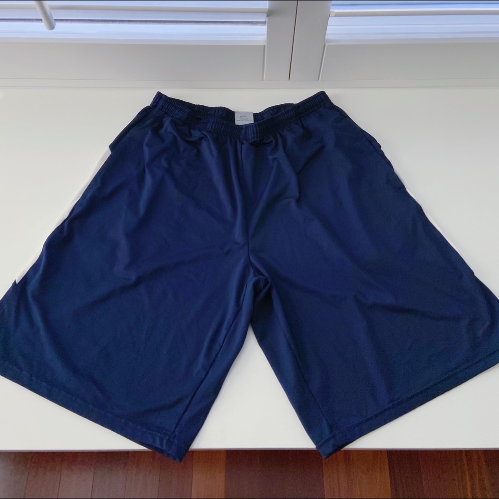 ❌ SOLD ❌ Nike basketball shorts